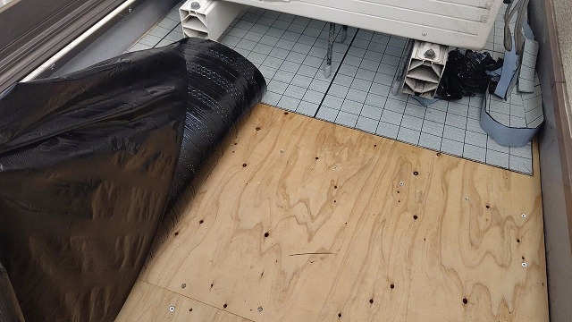 防水シートを施工